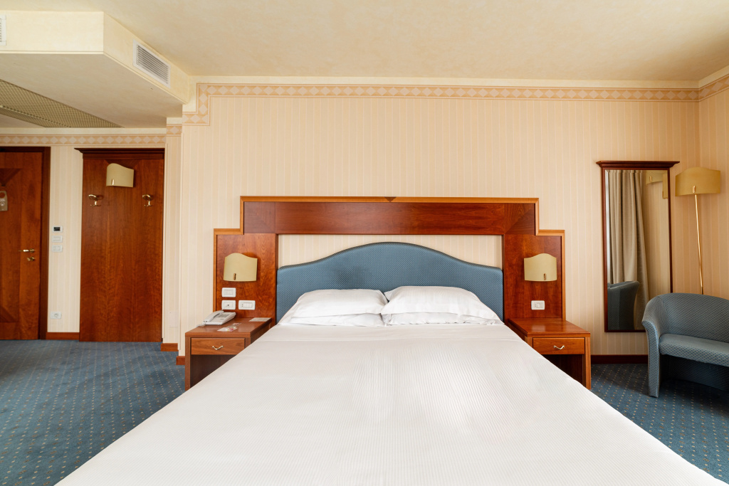 PHI Hotel Astoria - Général