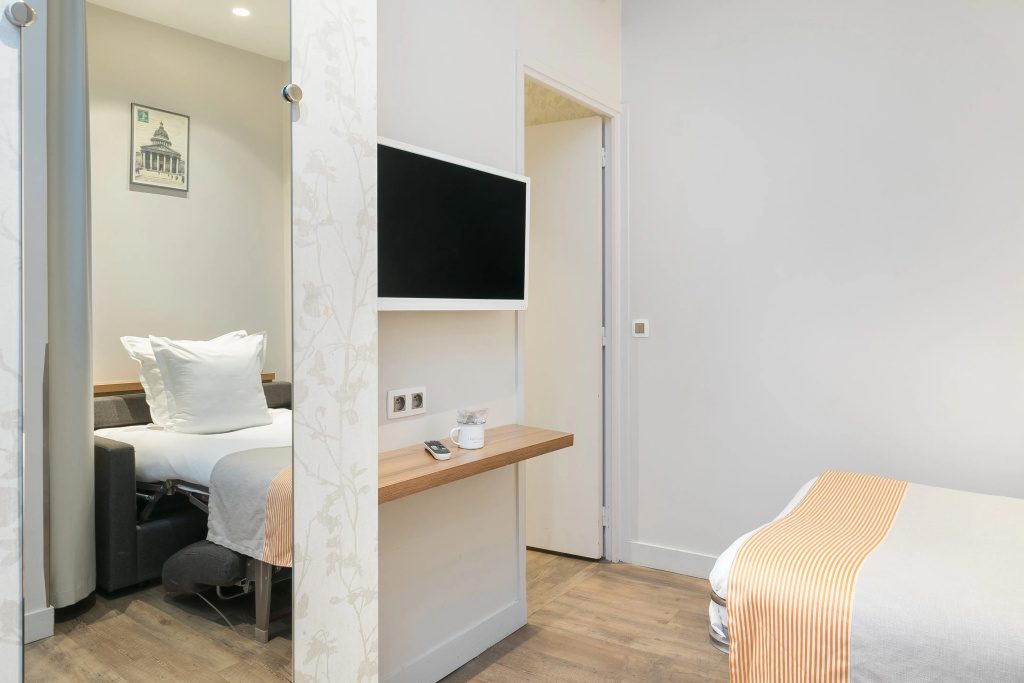 Hôtel Magenta 38 by Happyculture 21