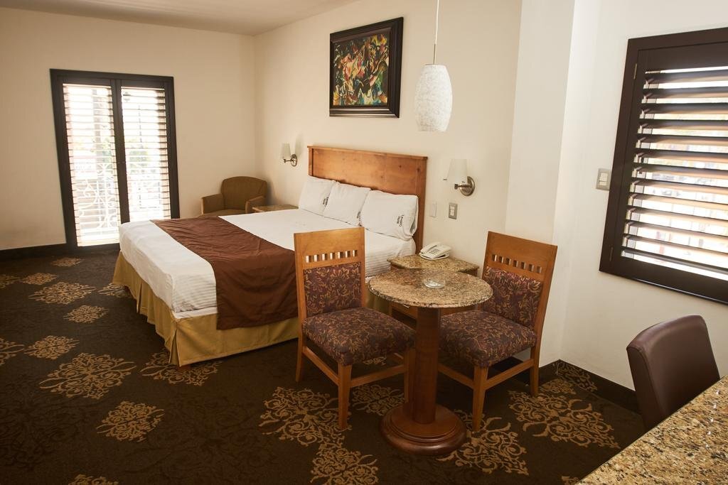 Hotel Caesars by null