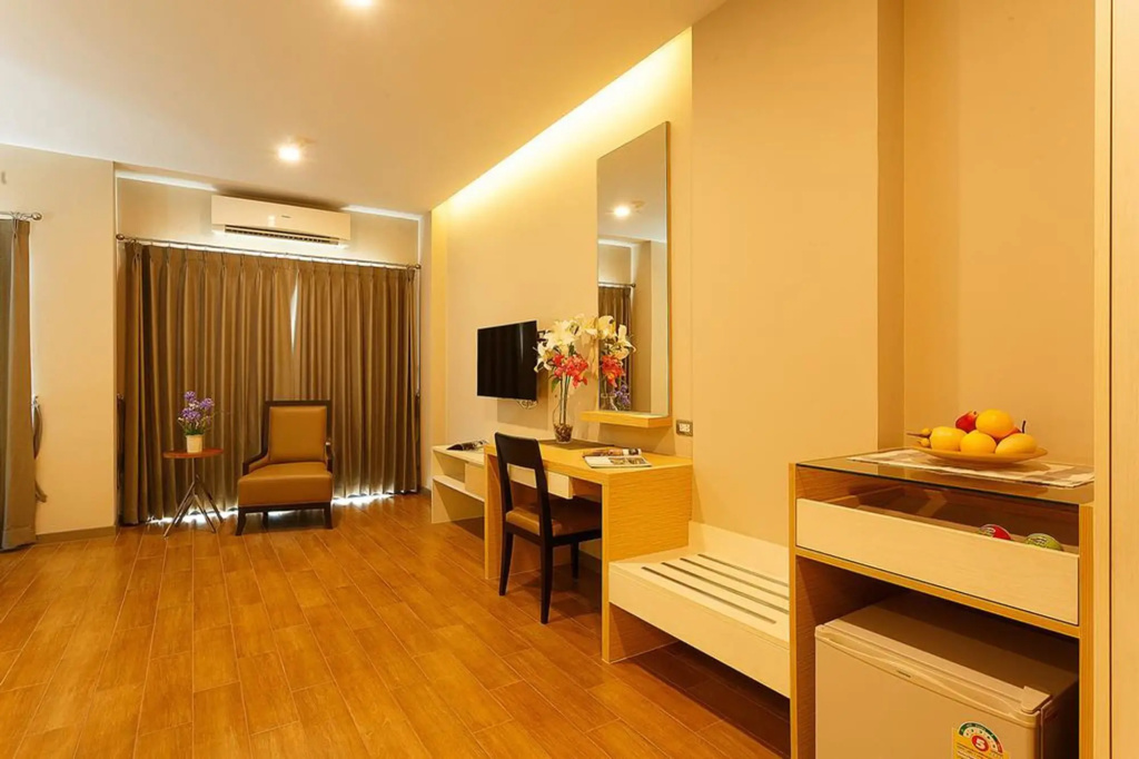 Lobby & Reception