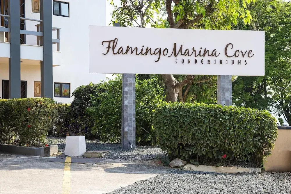 Newly Remodeled Beachfront Condo, Ground-Floor Terrace & Direct Access to Playa Flamingo