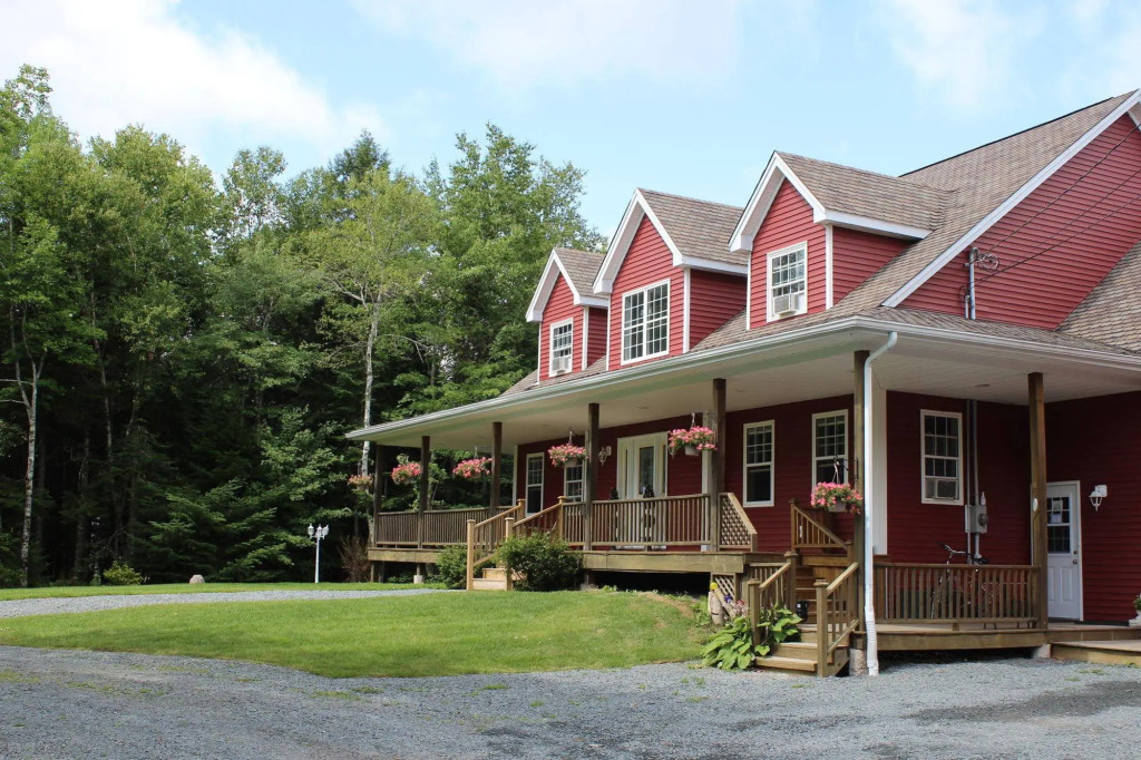 Snowflake Manor Bed & Breakfast