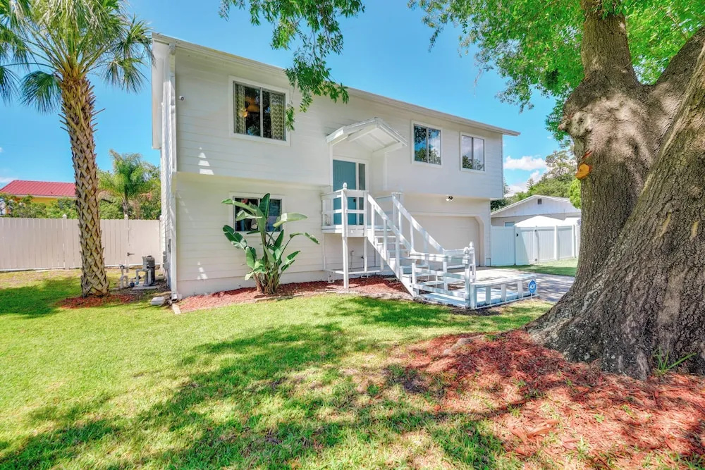 Walk to Marina: Home w/ Pool in Palmetto