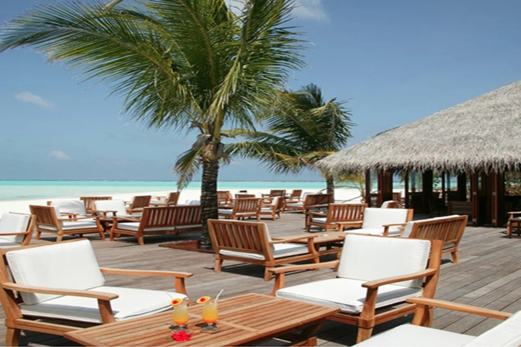 Beach & Waterfront