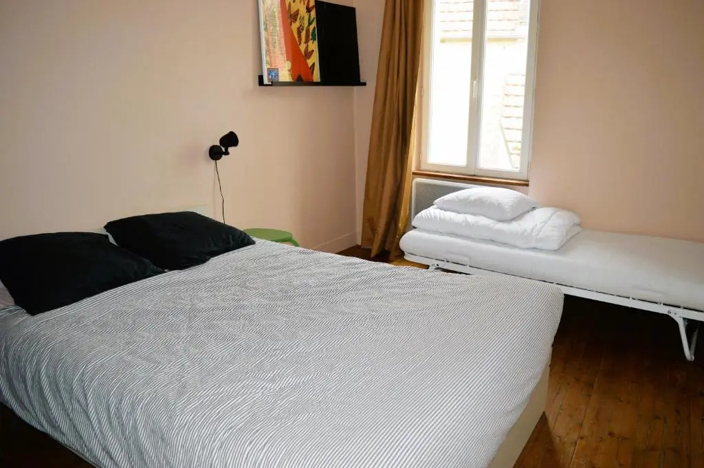 Voir la photo 1 — La courette, maison avec cour proche plage