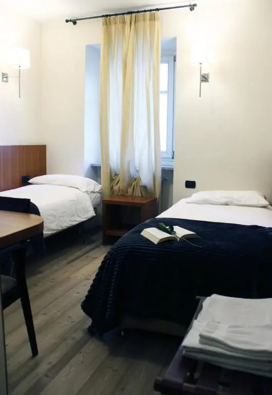 Standard Double room (twin beds)