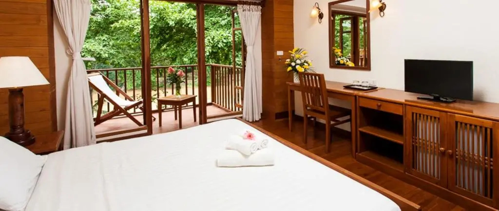 Standard Double room with balcony (full double bed)