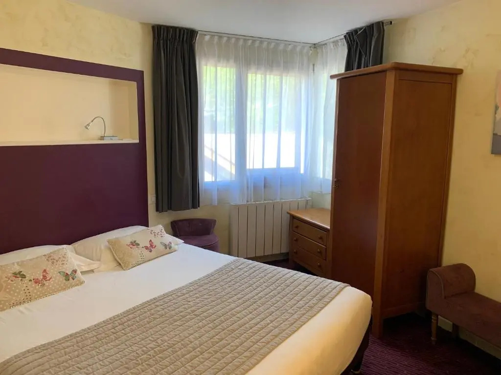 Standard Double Basement room (full double bed)