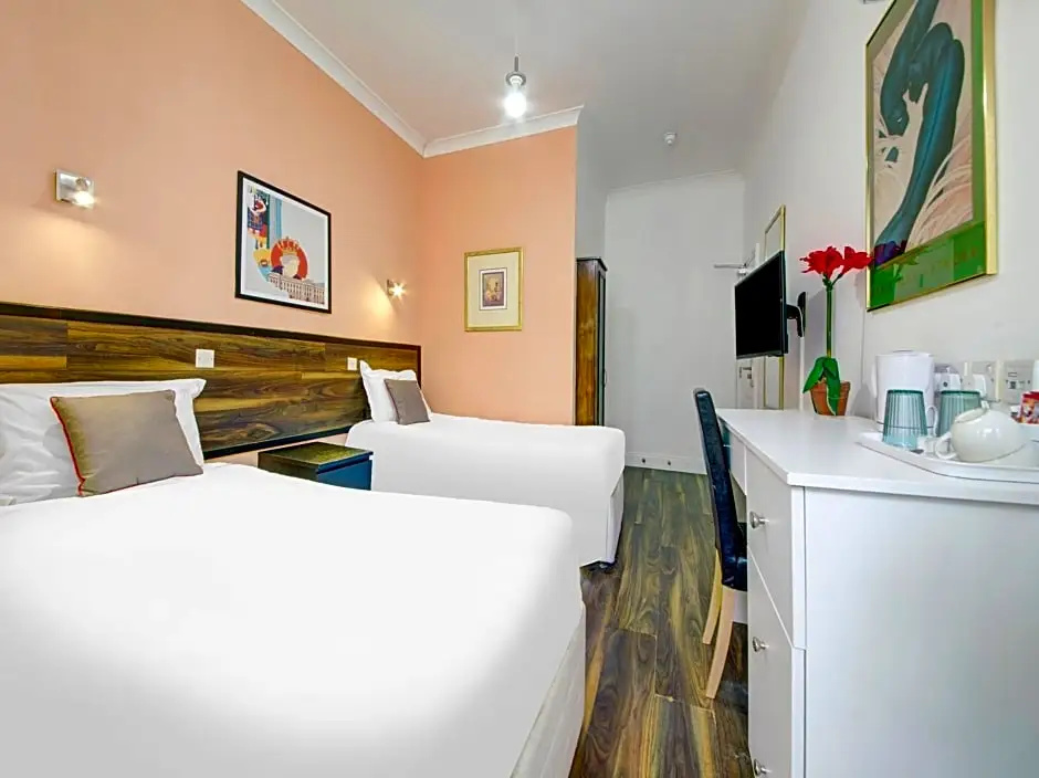 OYO Grantly Hotel - Chambres