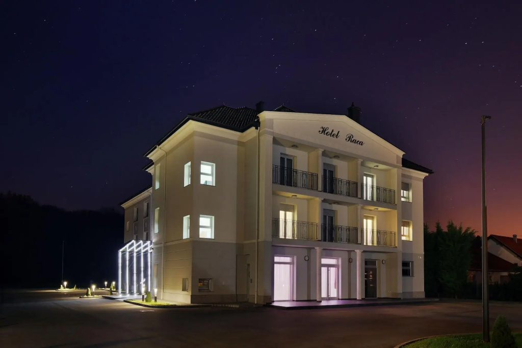 Hotel Raca
