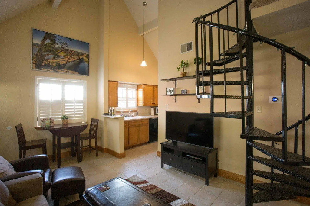 Residences at The Railyards - Downtown Austin - Général