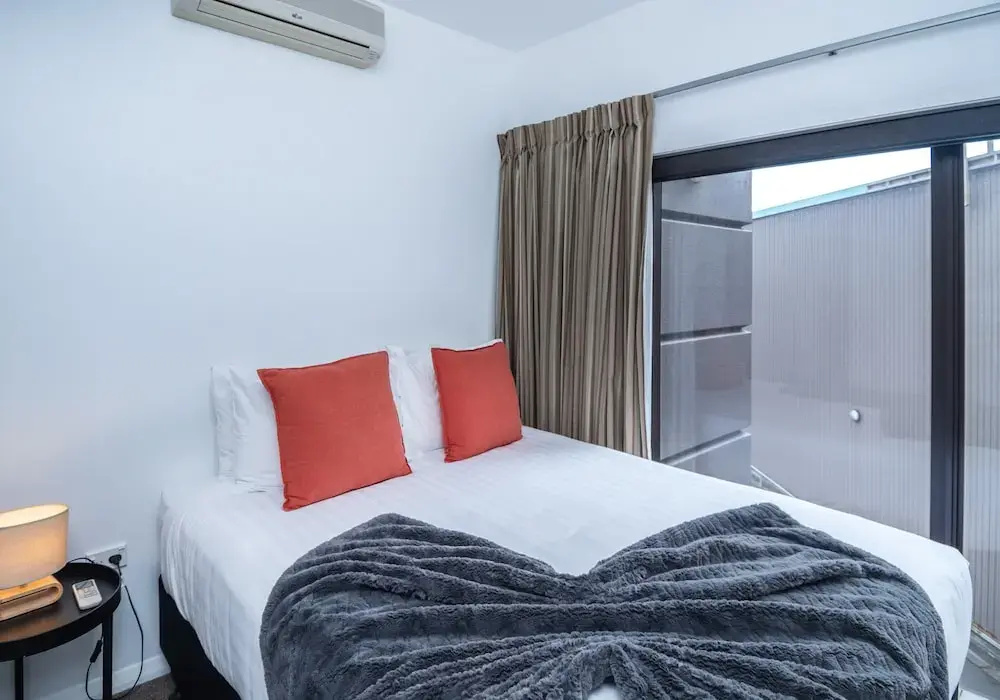 2 Bedrooms Standard Suite