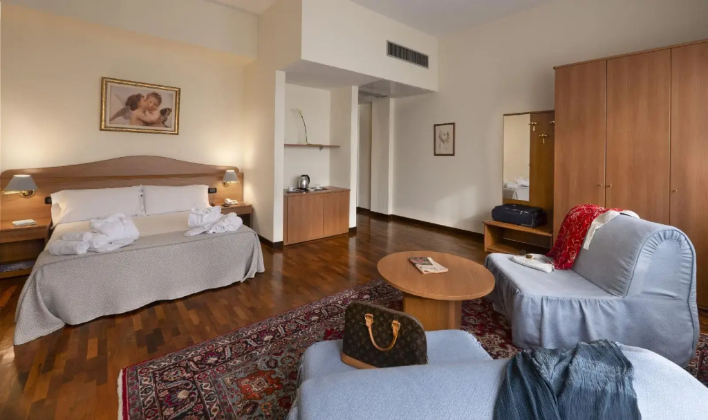 Hotel photo 28