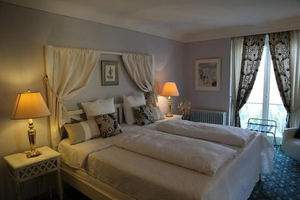 Hotel photo 12