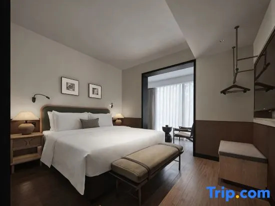 2 Bedrooms Suite