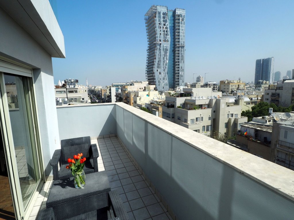 Ben Yehuda apartments image