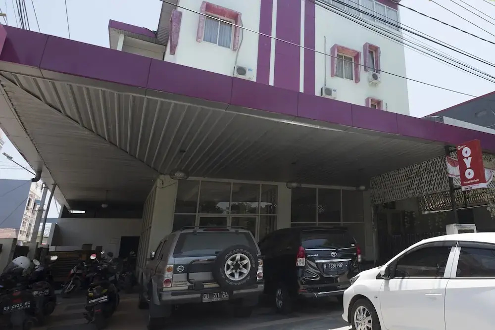 OYO 1527 Hotel Barkah