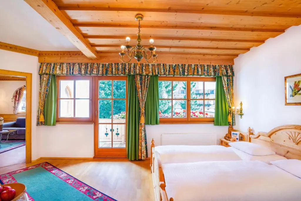 Deluxe Apartment