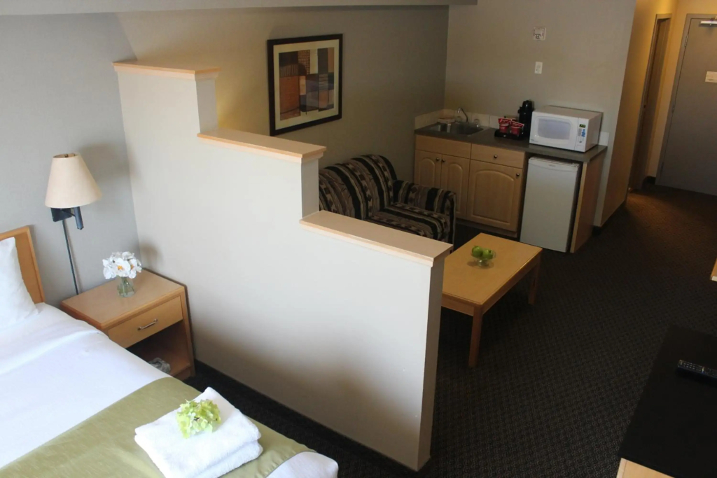 Travelodge by Wyndham Fort McMurray - фото 44