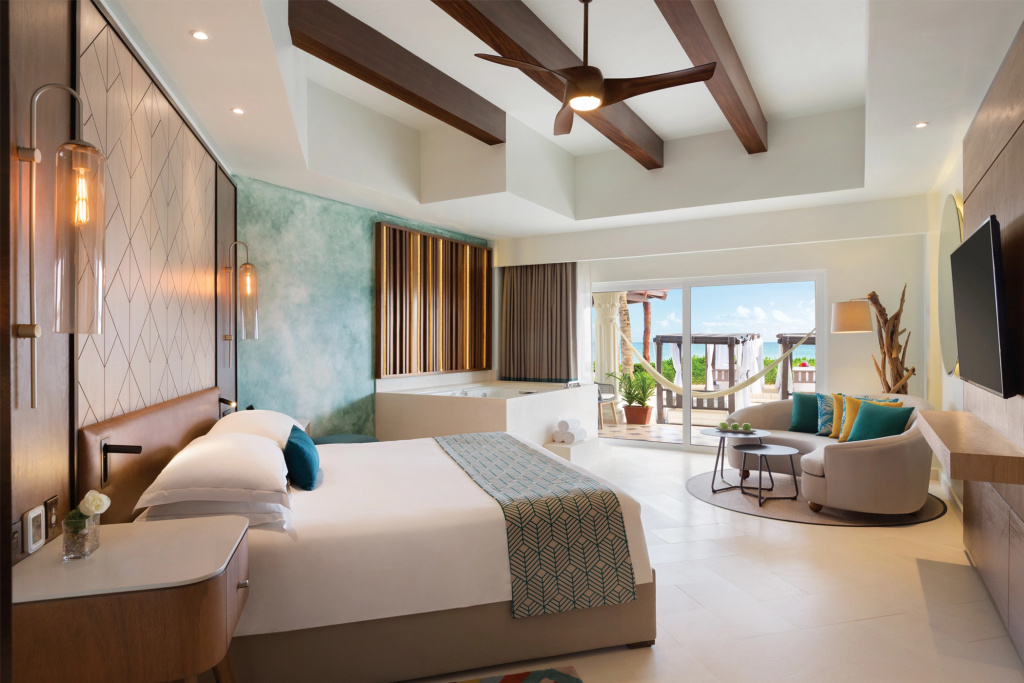 Hyatt Vivid Playa Del Carmen Hotel - 4
