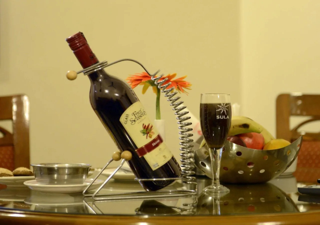 Food & Beverage