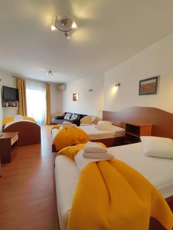 Comfort room