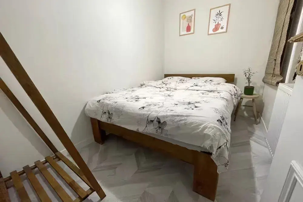 2BR/2Bath with Garden - Between Şişli & Taksim — фото