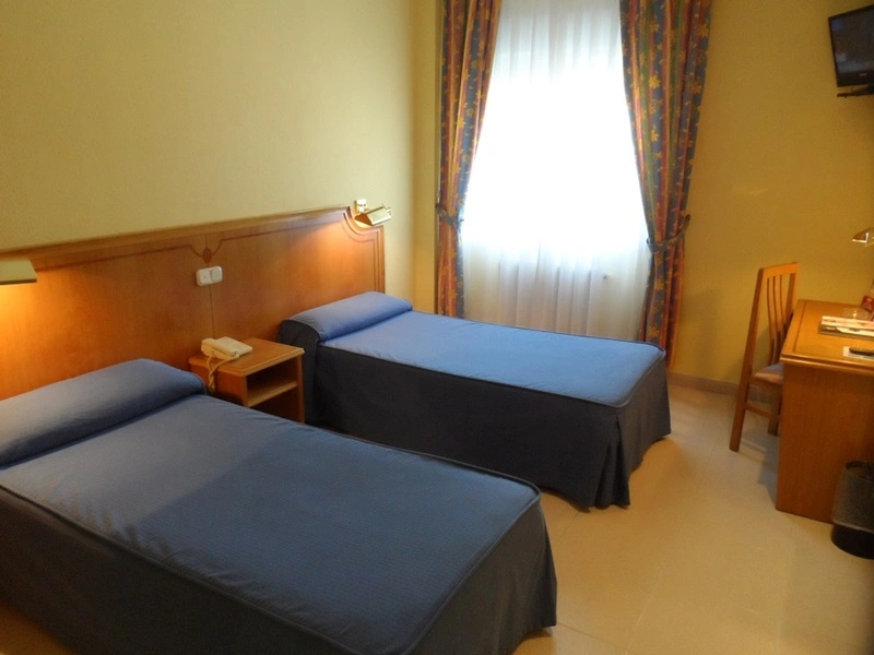 Hotel  Rey Arturo Burgos - Chambres