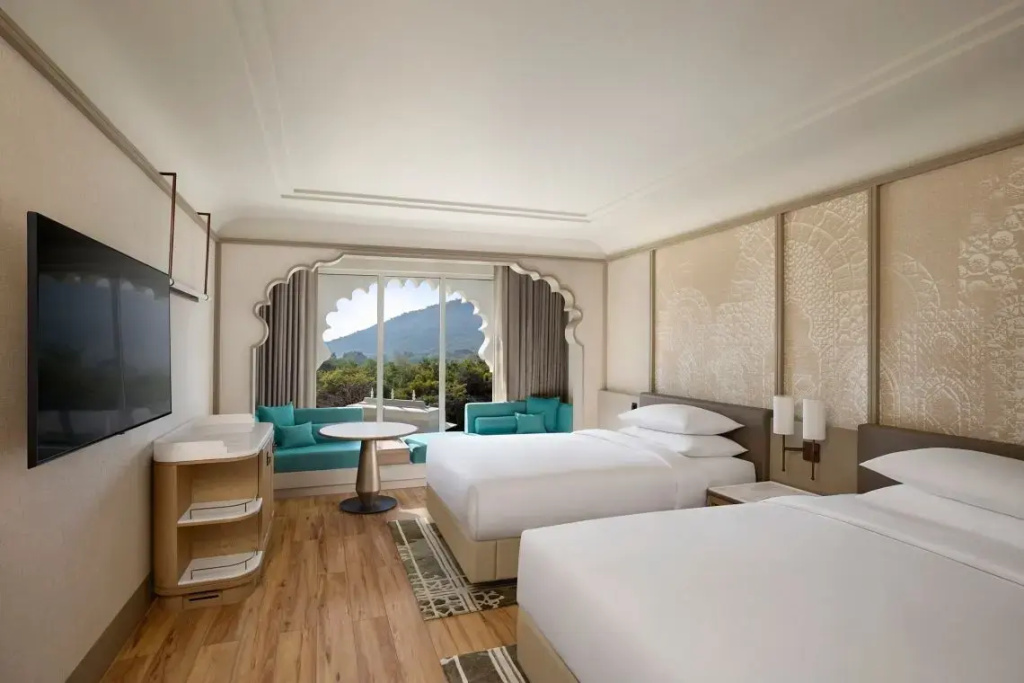 Premier Double room with mountain view (twin beds)