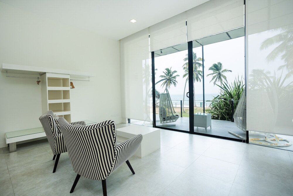 Green Turtle Villa By The Serendipity Collection
