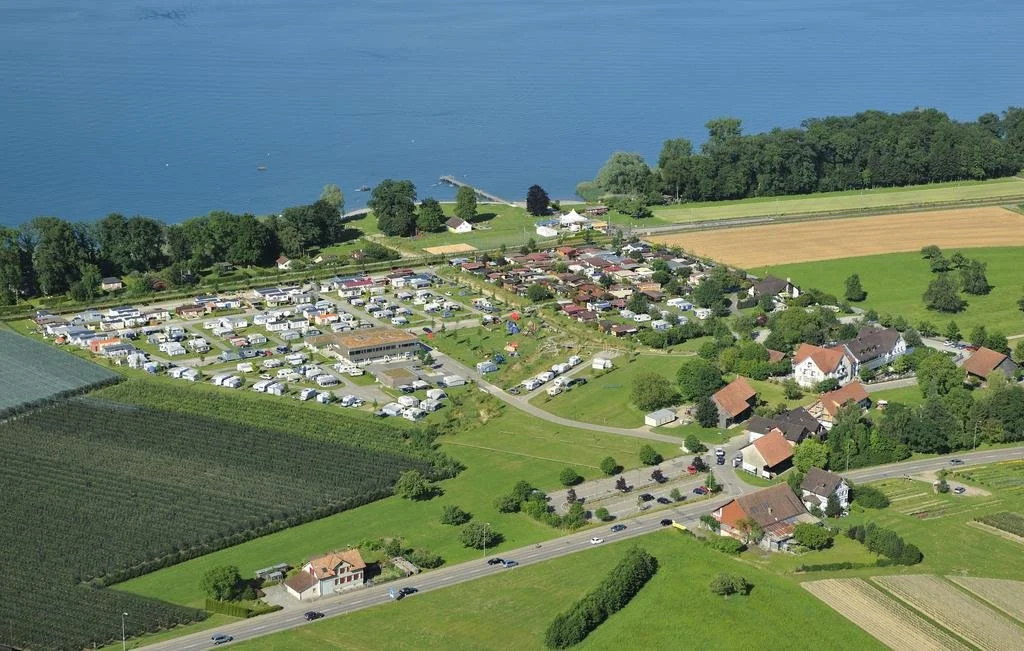 Beach & Waterfront