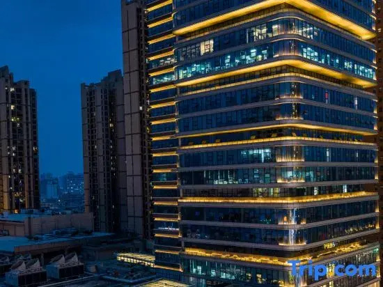 Vienna International Hotel (Xiangyang Minfa Square Fanyue Center Branch)