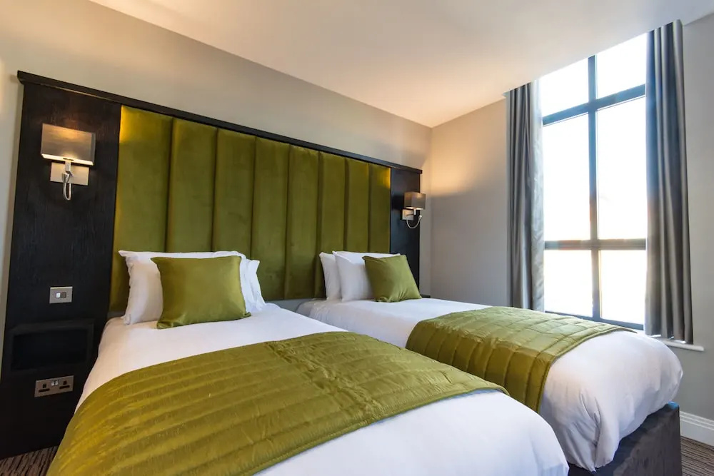 St Nicholas Hotel — 7