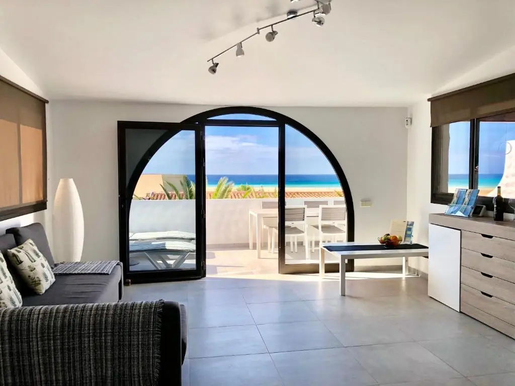 Apartment with sea view