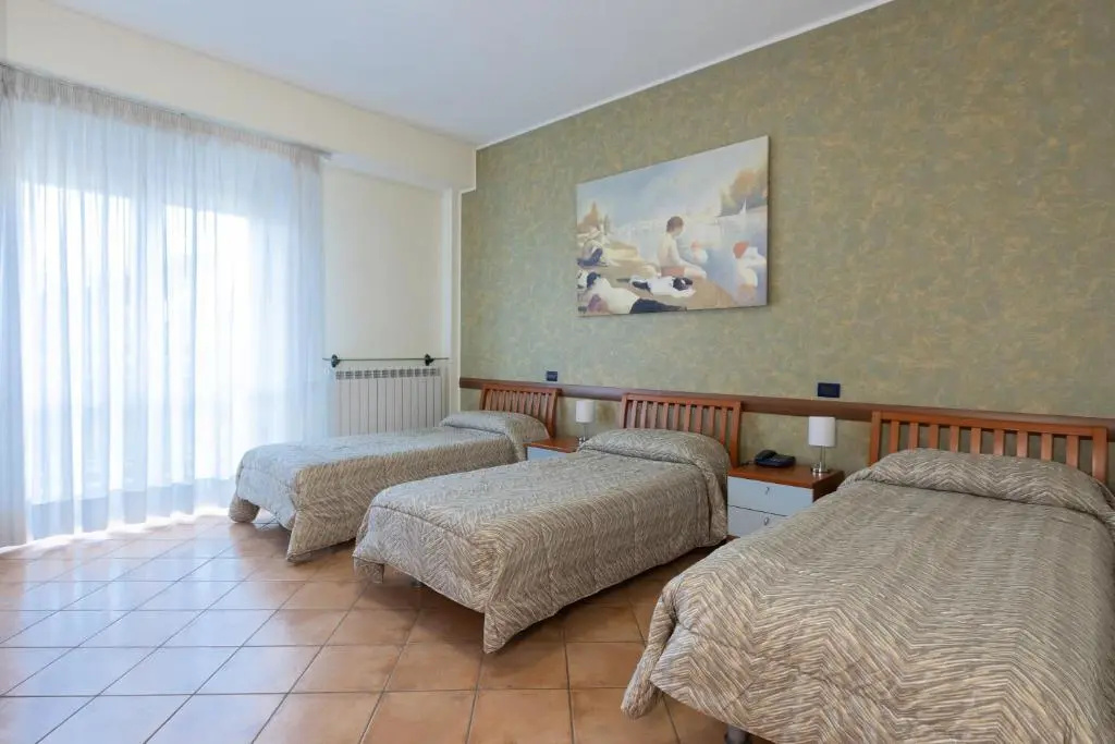 Superior Triple room
