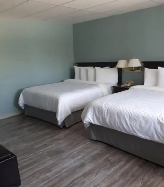 Classic Quadruple room with balcony