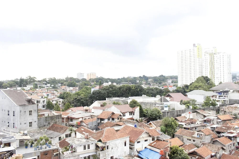 Homey and Tranquil 2BR Apartment at Galeri Ciumbuleuit 2