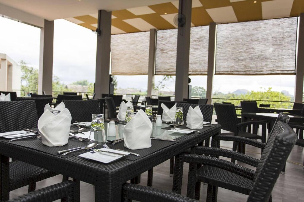Aliya Resort And Spa