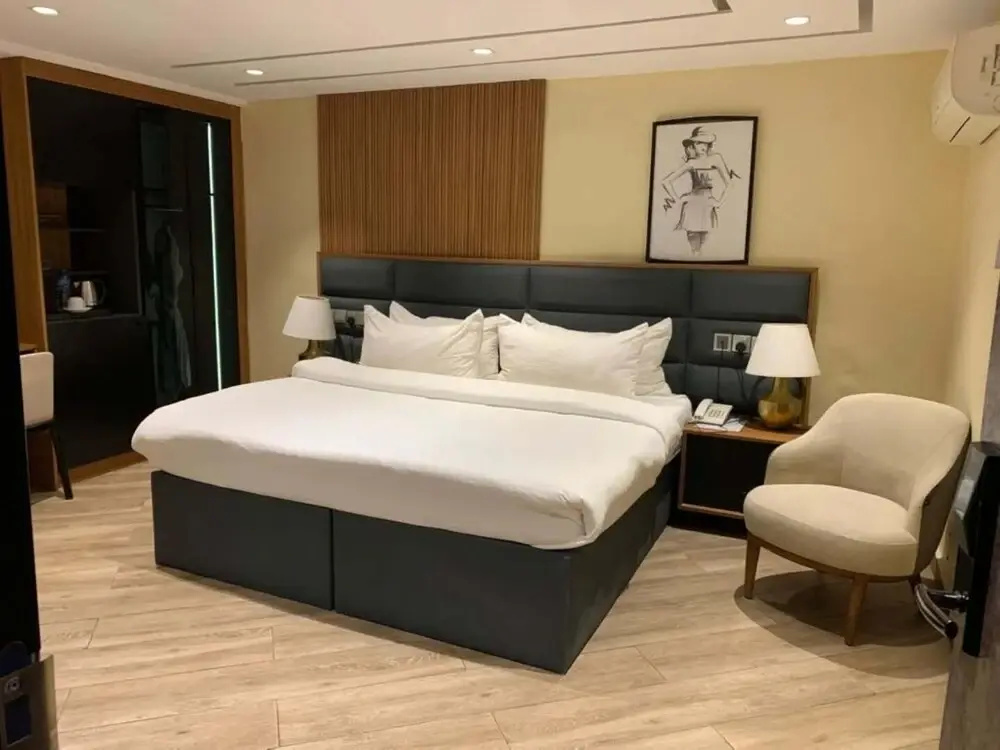 Hotel photo 12