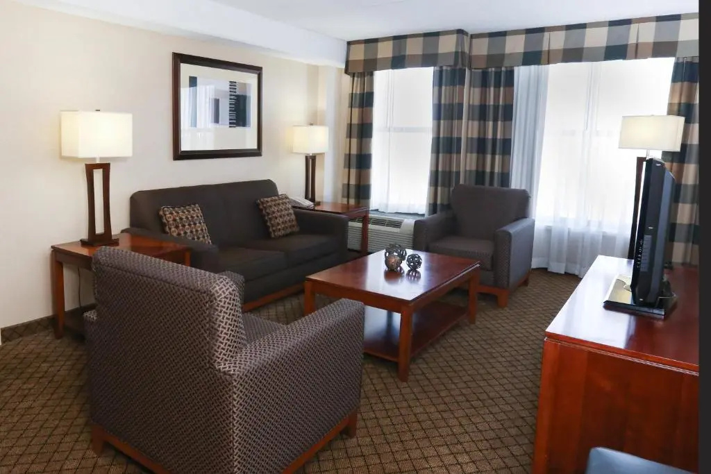 DoubleTree by Hilton Dayton Fairborn - Chambres