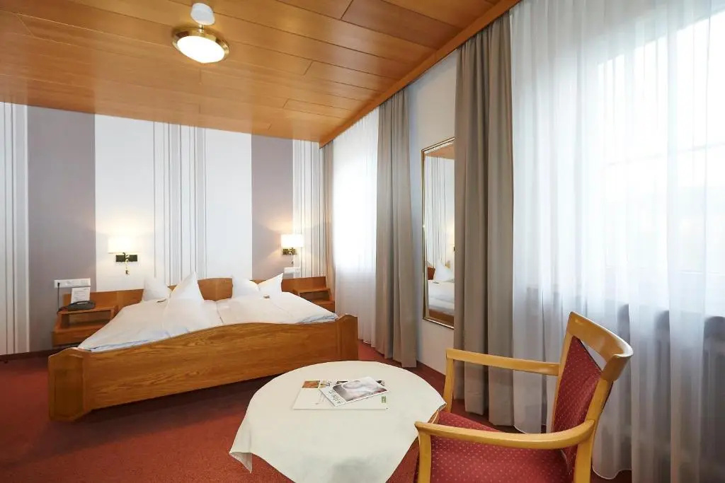 Flair Hotel Gasthof zum Hirsch - Chambres