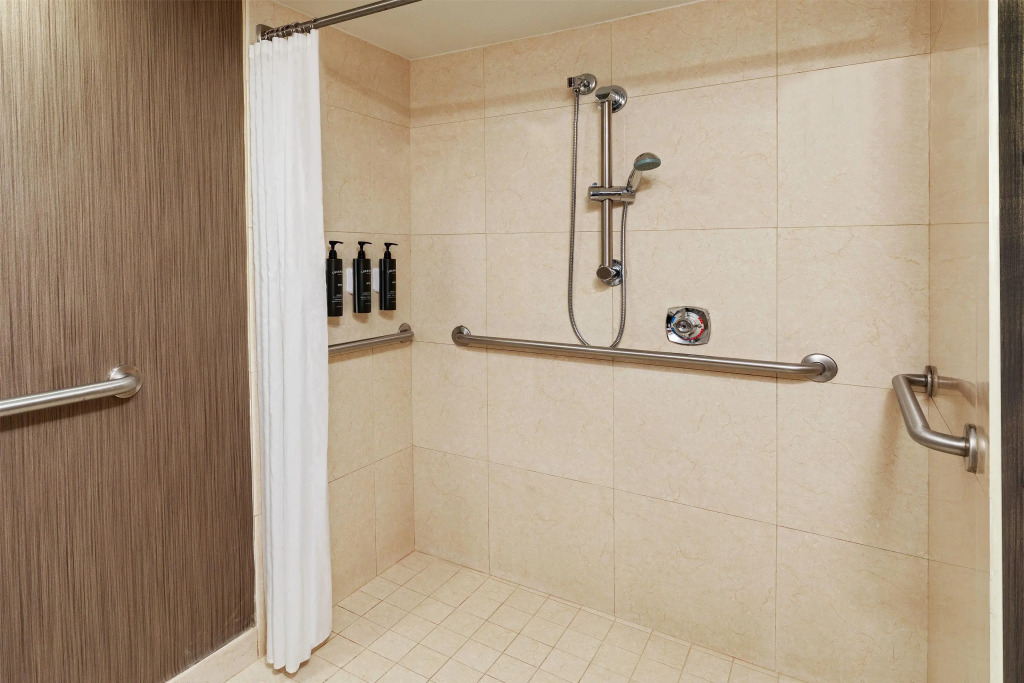 Courtland Grand Hotel, Trademark Collection by Wyndham - фото 38