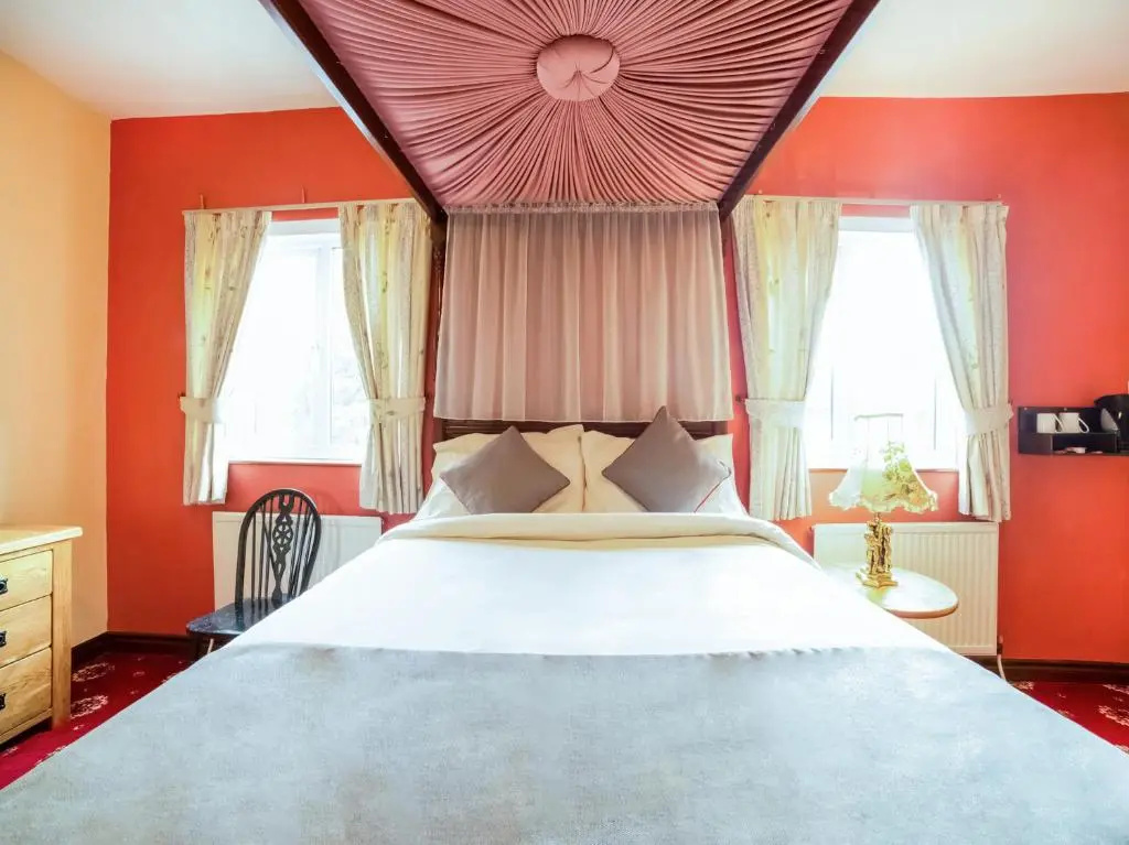 OYO The Royal Hotel - Chambres