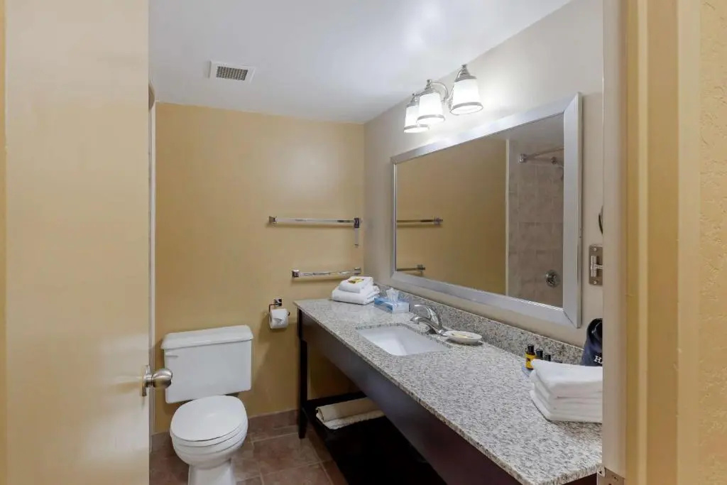 Best Western Plus Mariposa Inn & Conference Centre - Chambres
