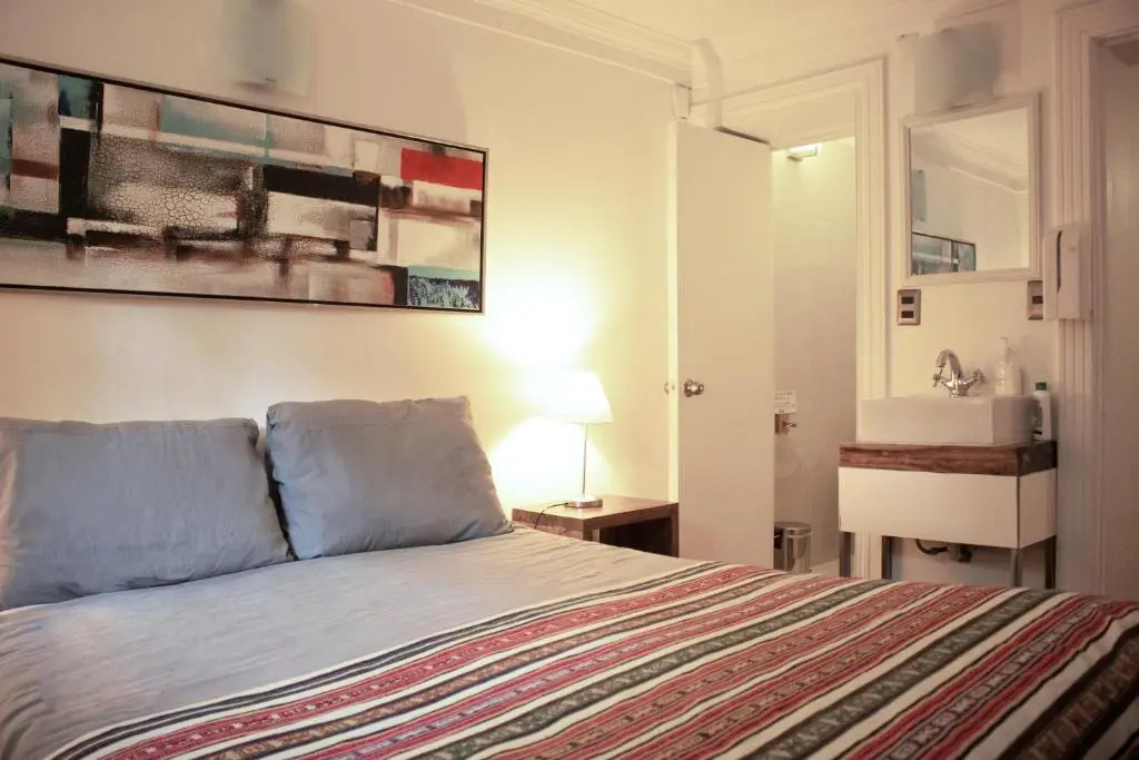 Economy room