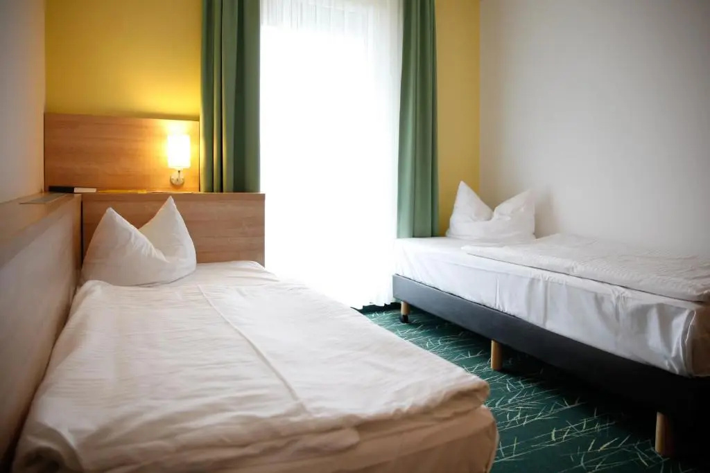 Standard Double room (twin beds)