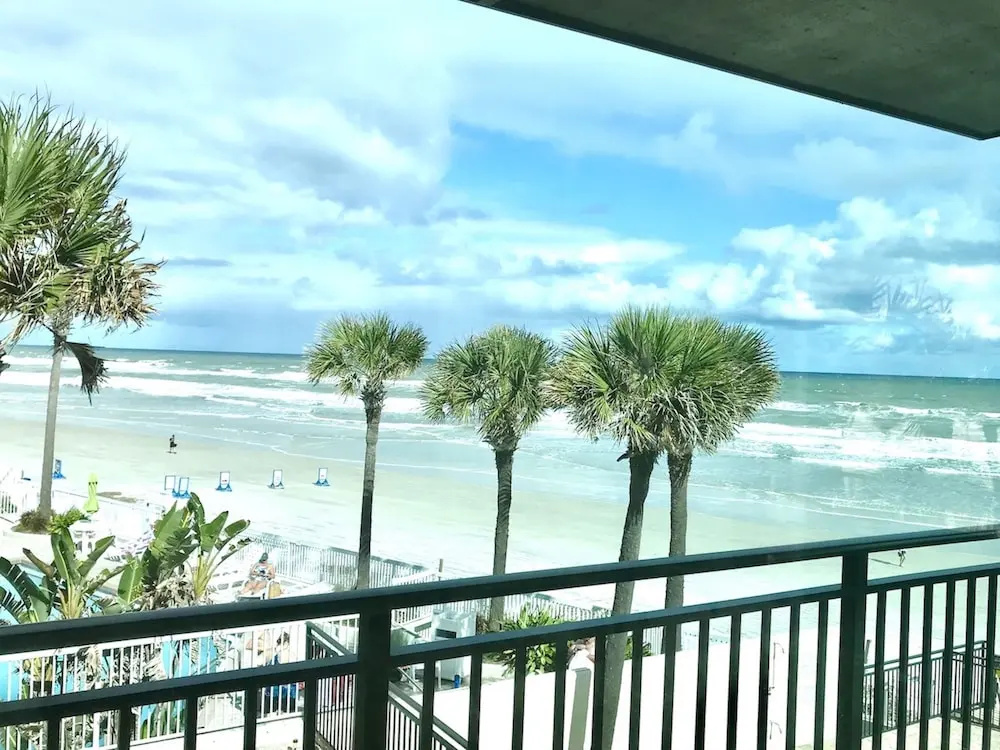 Beach & Waterfront