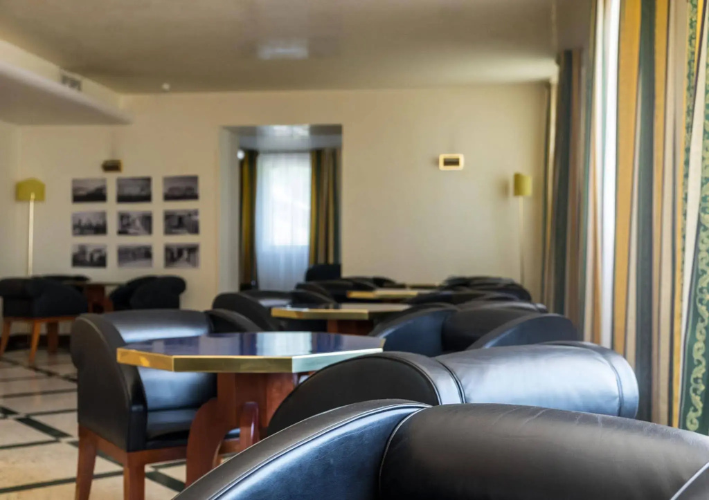 PHI Hotel Astoria - Général