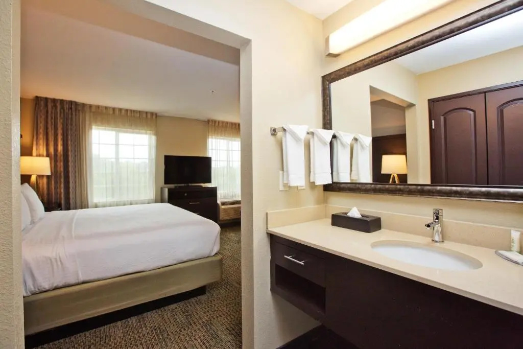 Staybridge Suites Austin South Interstate Hwy 35 by IHG - Chambres