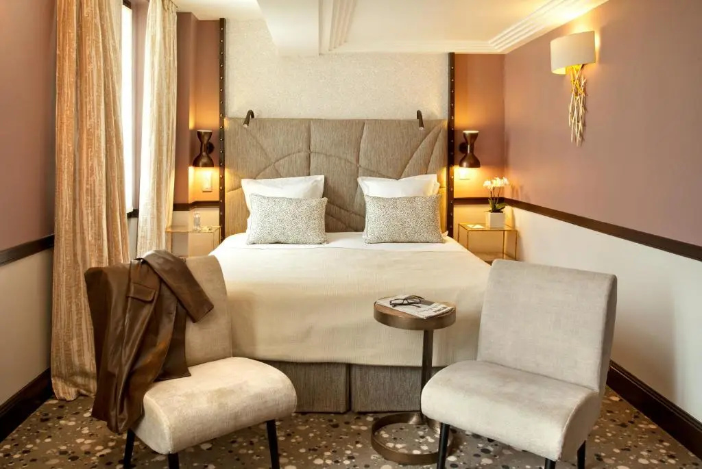 Executive Double room (full double bed)